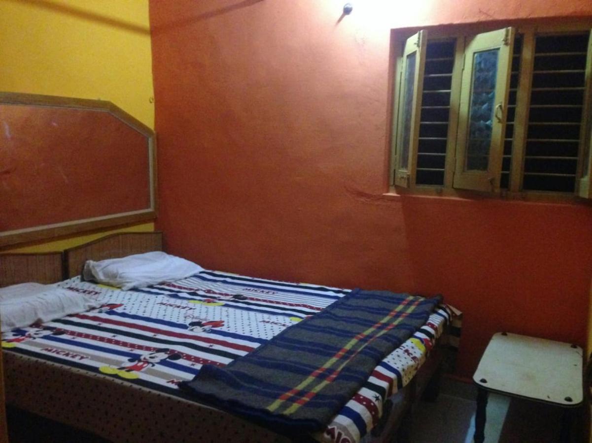 Archana Guest House River View Hampi Exterior foto